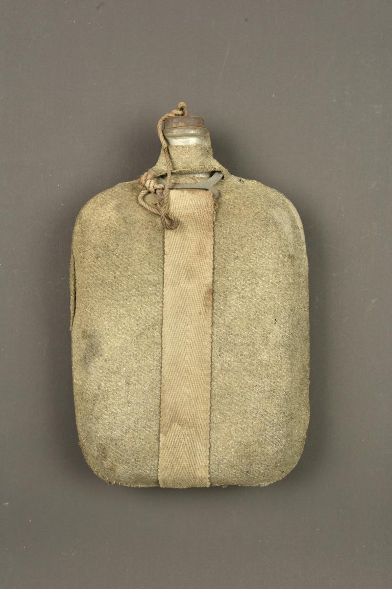 Bidon italien modèle 1917. Italian Model 1917 canteen