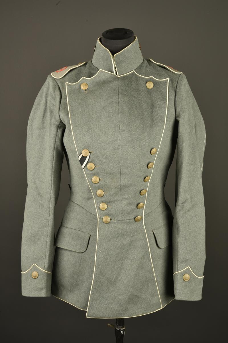 Tunique Ulanka feldgrau du 9e régiment de Uhlans. Feldgrau Ulanka tunic of the 9th Uhlan Regiment