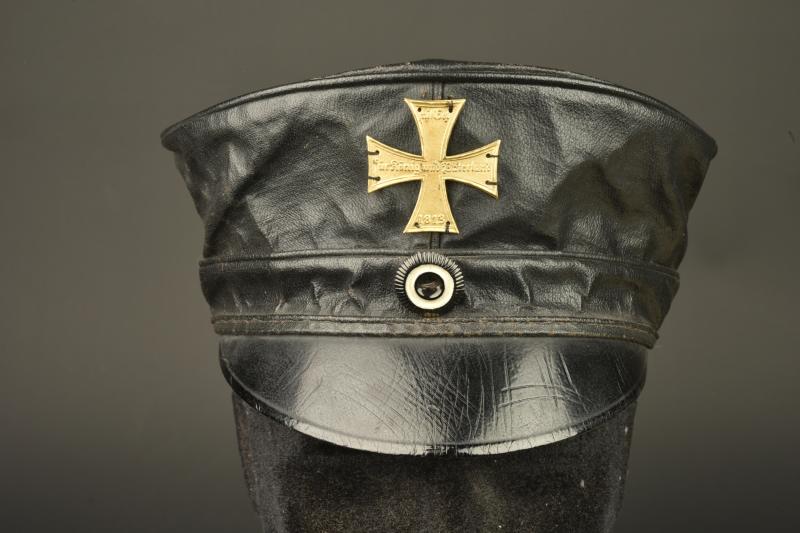 Casquette de Landsturm prussien en toile cirée. Prussian Landsturm visor cap in oilcloth
