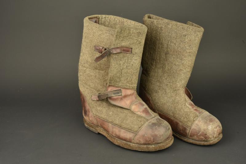 Bottes grand froid allemandes. German extreme cold weather boots