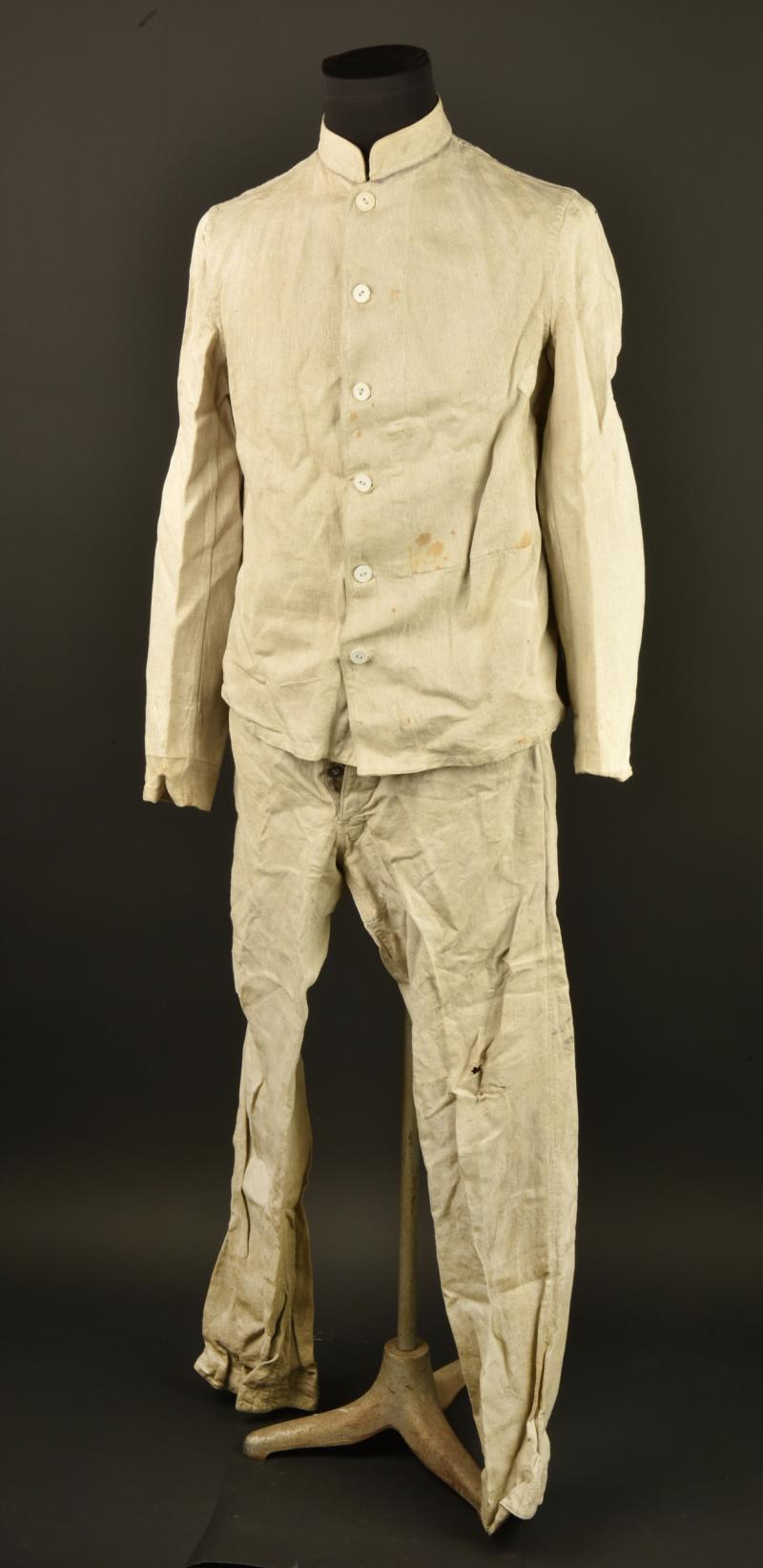 Veste et pantalon de travail du Garde Feld Artillerie Regiment Nr 1. Work jacket and trousers of the Guard Field Artillery Regiment No. 1.
