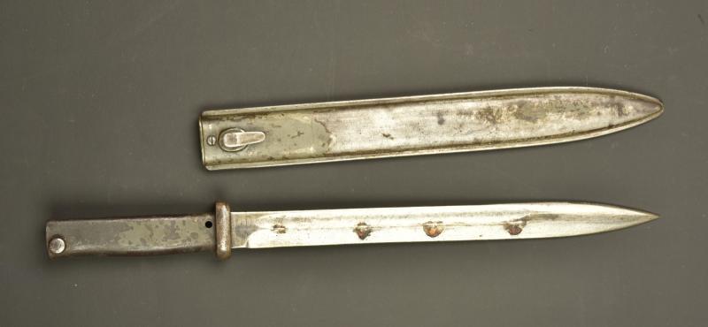 Baïonnette ersatz. Ersatz bayonet.