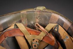 Casque de parachutiste US légion étrangère. U.S. paratrooper helmet used by the Foreign Legion. — miniature 13