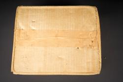 Carton Canadian Red Cross. Canadian Red Cross cardboard box — miniature 9