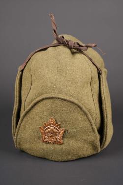 Bonnet canadien. Canadian cap. — miniature 2