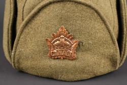 Bonnet canadien. Canadian cap. — miniature 3