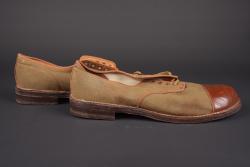 Chaussure tropicale canadienne.  Canadian tropical shoes. — miniature 6
