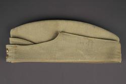 Calot canadien. Canadian garrison cap. — miniature 4