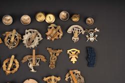 Cap badge britannique. British cap badge. — miniature 14
