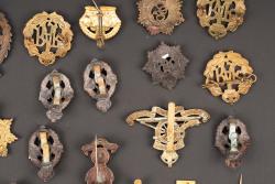 Cap badge britannique. British cap badge. — miniature 11