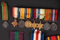 Décorations britannique. British medals. — miniature 2