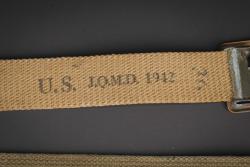 Accessoires d'uniforme US. US Uniform accessories. — miniature 3