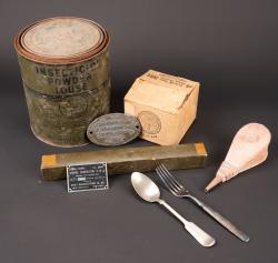 Equipements britannique et US. US Army and british equipment. — miniature 1