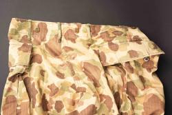 Pantalon HBT 43 camouflé. US HBT 43 camouflaged trousers. — miniature 8