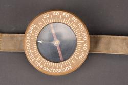 Boussole de poignée US. US army wrist compass — miniature 2