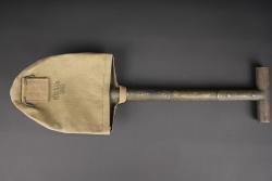 Pelle en T US. US Army T-handled shovel — miniature 2