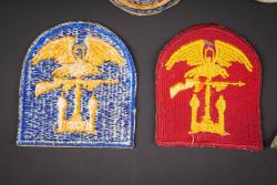 Insignes de manche US. US Army shoulder insignia. — miniature 9