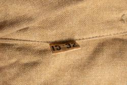 Chemise moutarde US. US Army mustard shirt. — miniature 9