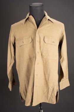 Chemise moutarde US. US Army mustard shirt. — miniature 3