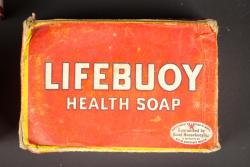 Accessoires de toilette US. US toiletry accessories. — miniature 6