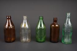 Bouteilles de bière et coca cola US. US beer and Coca-Cola bottles. — miniature 5