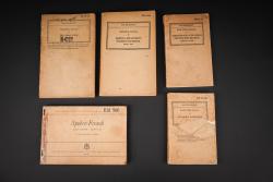 Ensemble de manuels technique US. Set of US Army technical manuals. — miniature 1