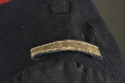 Tunique d'adjudant chef et 2 pantalons d'officier. Senior Warrant Officer tunic with two officer’s trousers — miniature 14