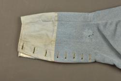 Culotte bleu horizon d'un officier d'artillerie. Horizon blue artillery officer’s breeches — miniature 8