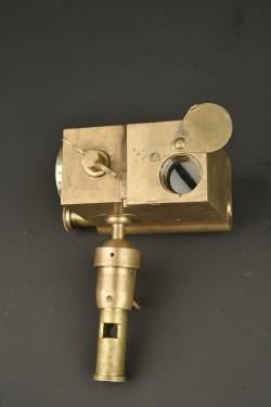 Théodolite français modèle R St Etienne 1915. French Model R theodolite manufactured by St Etienne in 1915 — miniature 3