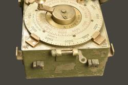 Débouchoir mixte modèle 1897 pour obus de 75 mm. Model 1897 combined fuse wrench for 75 mm shells — miniature 3
