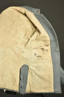 Vareuse bleu horizon modèle 1915 du 43e de Ligne. Model 1915 horizon blue tunic of the 43rd Line Infantry Regiment — miniature 5