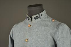Vareuse bleu horizon modèle 1915 du 43e de Ligne. Model 1915 horizon blue tunic of the 43rd Line Infantry Regiment — miniature 6