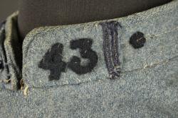 Vareuse bleu horizon modèle 1915 du 43e de Ligne. Model 1915 horizon blue tunic of the 43rd Line Infantry Regiment — miniature 8