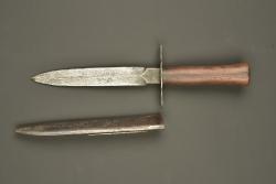 Poignard français Vengeur fabricant Astier Prodon. French Vengeur fighting knife manufactured by Astier Prodon — miniature 2