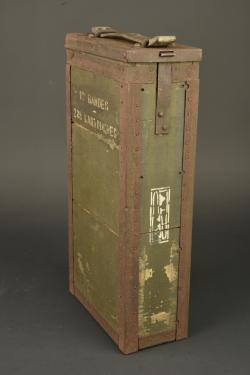 Caisse pour bandes rigides de mitrailleuse Hotchkiss  française. French Hotchkiss machine gun rigid strip ammunition box — miniature 5