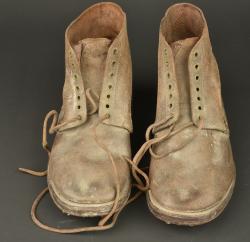 Paire de brodequins français modèle 1917. Pair of French Model 1917 ankle boots — miniature 8