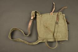 Musette porte grenade française de 1918. French grenade carrying satchel dated 1918 — miniature 2