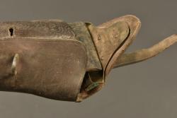 Fer de pioche français 1939 avec étui cuir 1927. French 1939 pickaxe head with 1927 leather carrier — miniature 2