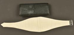 Brassard et trousse d'infirmier français. French medic’s armband and medical pouch — miniature 2