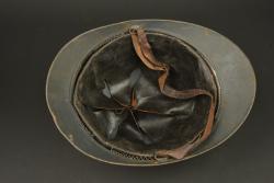 Casque Adrian du Service de Santé des Armées. Adrian helmet of the French Army Medical Service — miniature 4