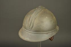 Casque Adrian du Service de Santé des Armées. Adrian helmet of the French Army Medical Service — miniature 5