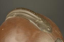 Casque belge en liège recouvert de toile moutarde. Belgian cork helmet covered in mustard canvas — miniature 5