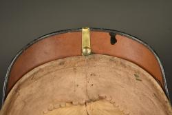 Casque à pointe d'un sous officier supérieur de la Garde. Pickelhaube of a senior NCO of the Guard — miniature 3