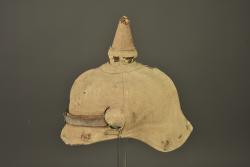 Casque à pointe bavarois avec son couvre casque retrouvés à Farbus. Bavarian pickelhaube with its helmet cover recovered at Farbus — miniature 16