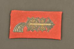 Epaulette et patte de col d'officier général allemand. Shoulder board and collar tab of a German general officer — miniature 2
