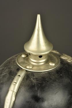 Casque à pointe troupe de Télégraphiste puis Pionnier. Enlisted pickelhaube of a Telegraphist later converted for Pioneer troops — miniature 7