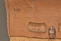 Tornister poil de vache du 100R saxon. Cowhide Tornister backpack of the Saxon 100th Infantry Regiment — miniature 4