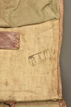 Tornister allemand 1918 et étui de piquets de tente. German 1918 Tornister backpack and tent peg carrier — miniature 3