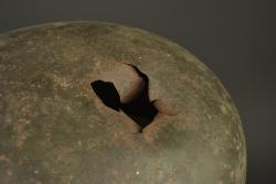 Casque allemand M1916 à impact. German Model 1916 helmet with impact damage — miniature 6