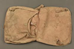 Equipement allemand sac à pain, bretelle et bidon. German equipment set including bread bag, sling and canteen — miniature 5